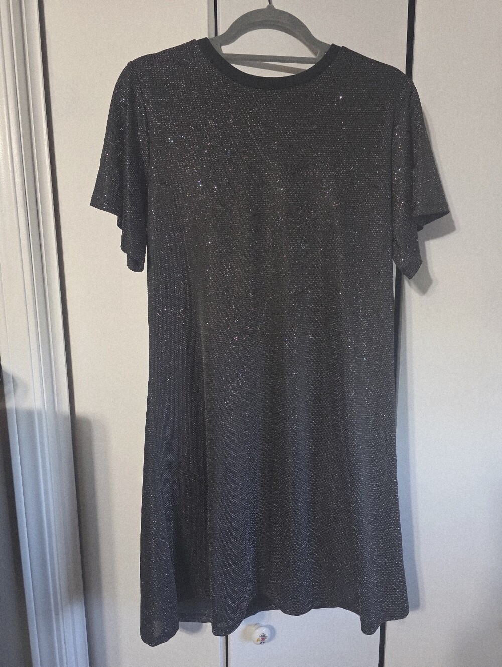 Sparkle Short-Sleeve Shift Dress - Black